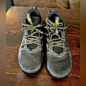 Harden Stepback 3 Basketball Shoe